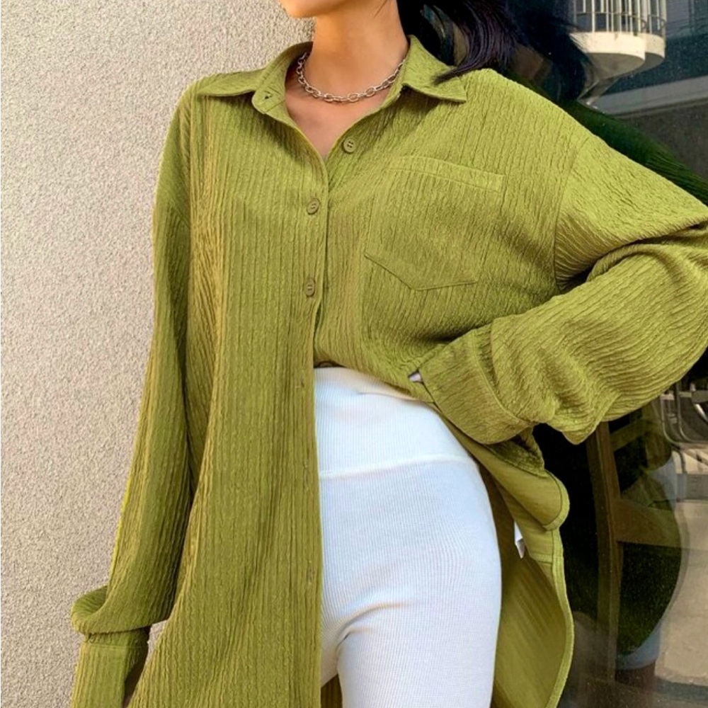 Dazy Drop Shoulder Pocket Patched Button Front Sh… - image 1